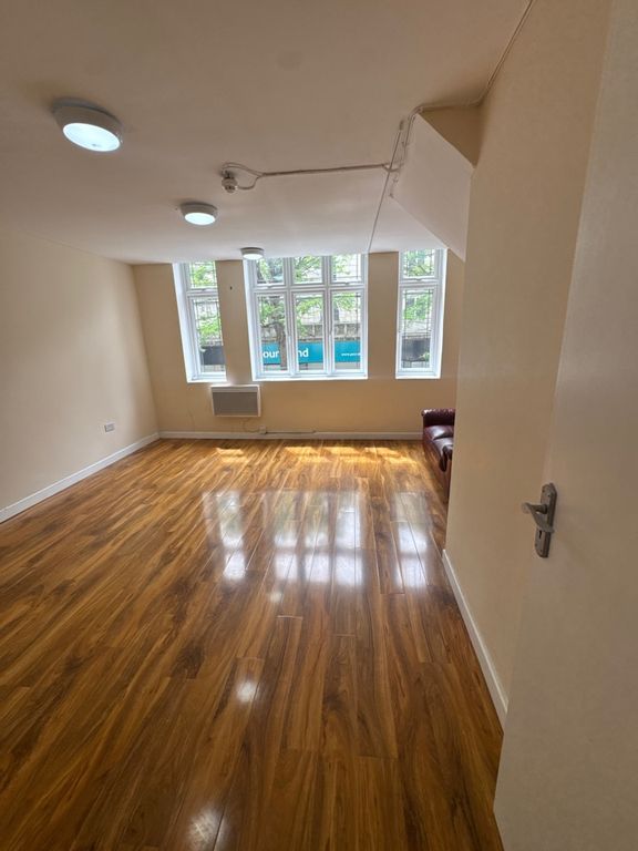 Property photo 2 of 4