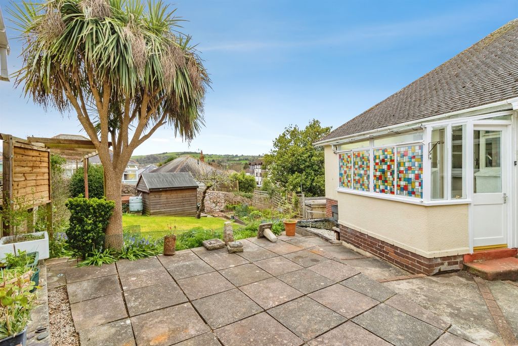 Property photo 2 of 30