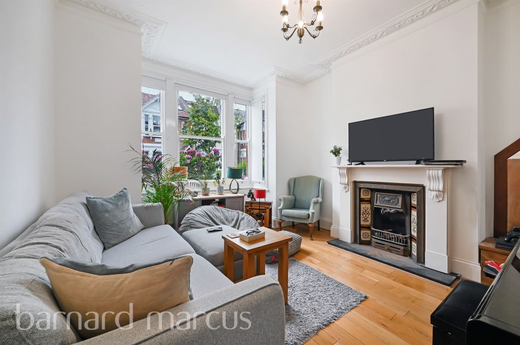 Property photo 2 of 12