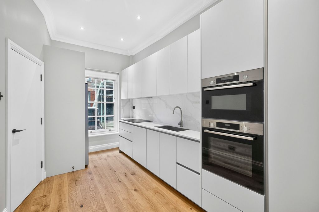 Property photo 3 of 20 Pbox-Img.Jpg