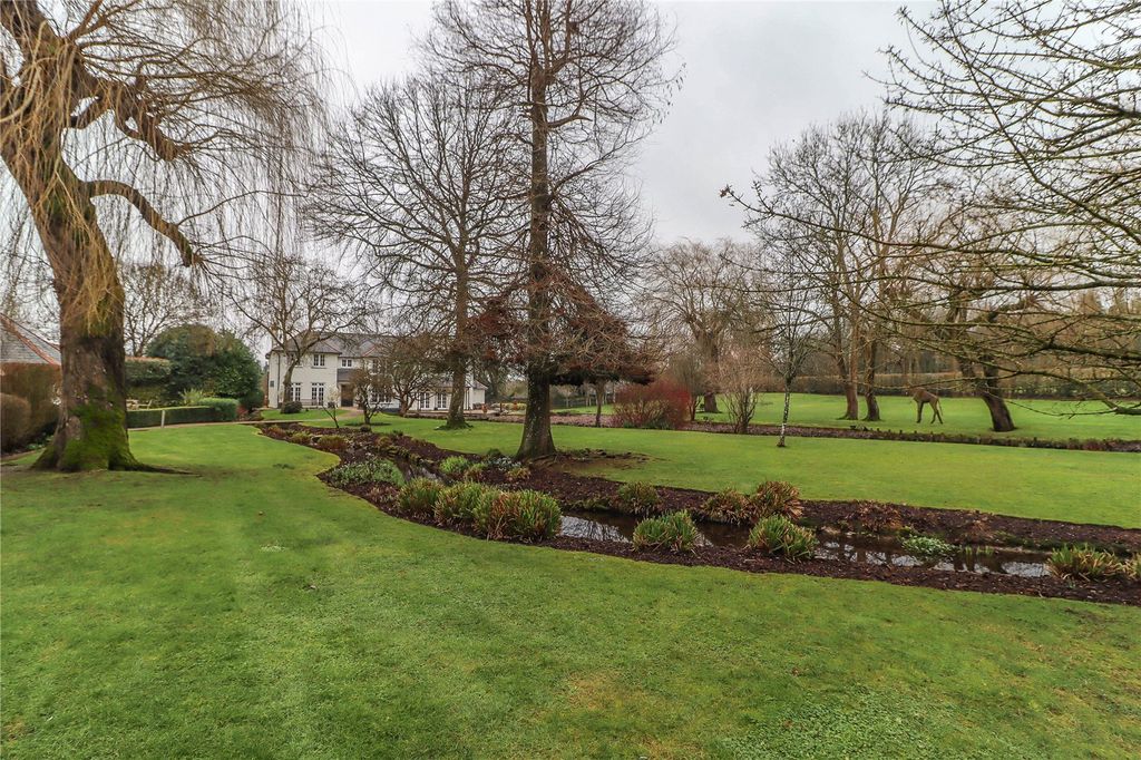 Property photo 1 of 43 Picture No. 72