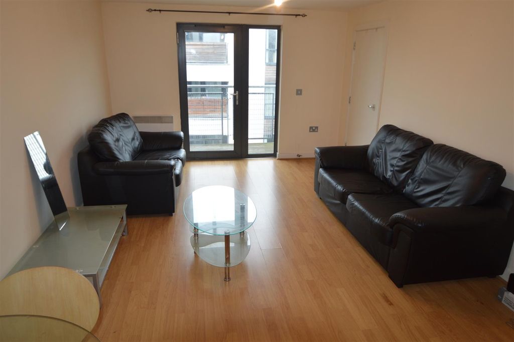 Property photo 3 of 8