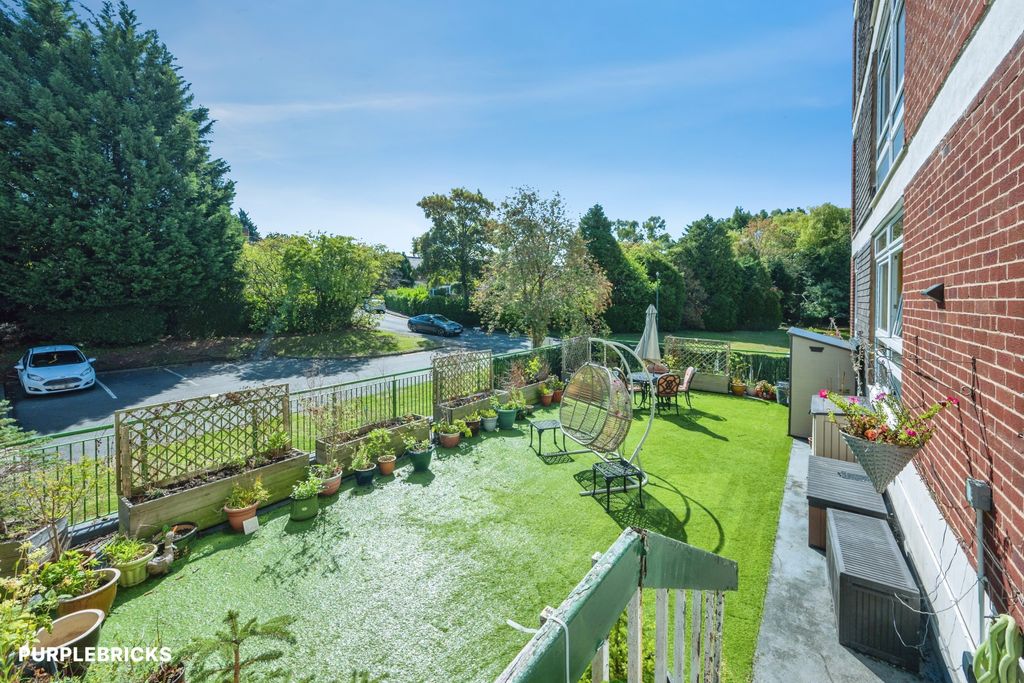 Property photo 1 of 31