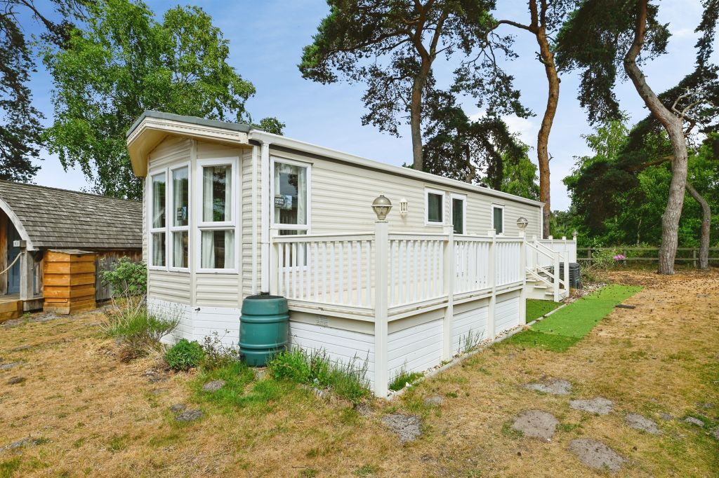 Property photo 3 of 19