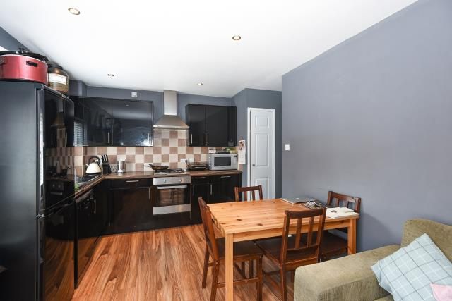 Property photo 3 of 8 Kitchen Reception Ro