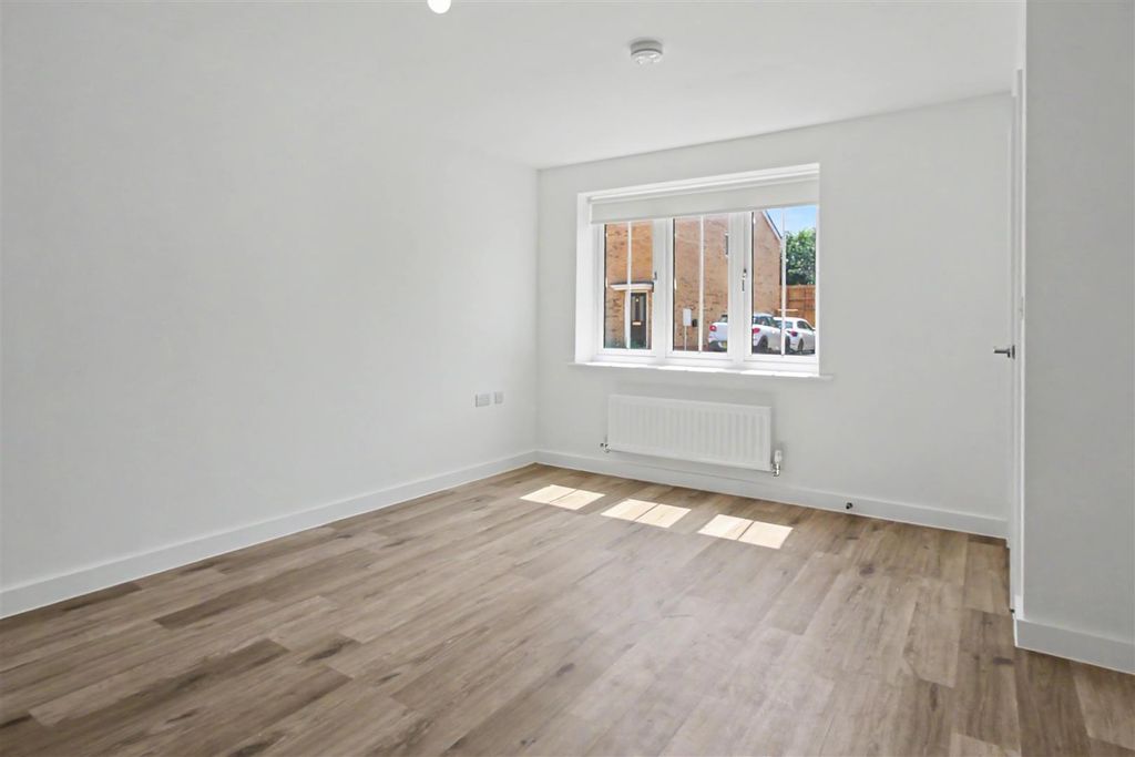 Property photo 2 of 21 Img_4949.Jpg