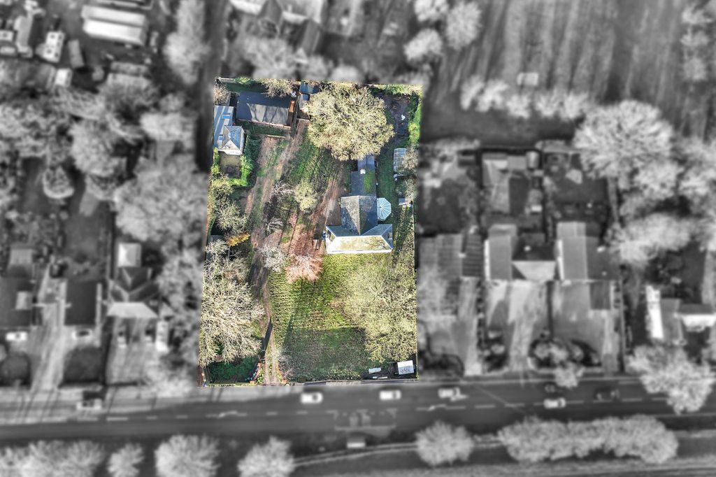 Property photo 3 of 61