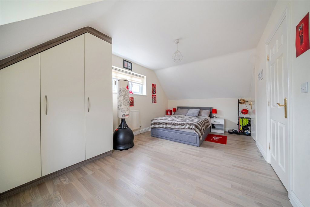 Additional image 46 of 6 bed country house for saleSandringham Drive, Dartford, Kent DA2
