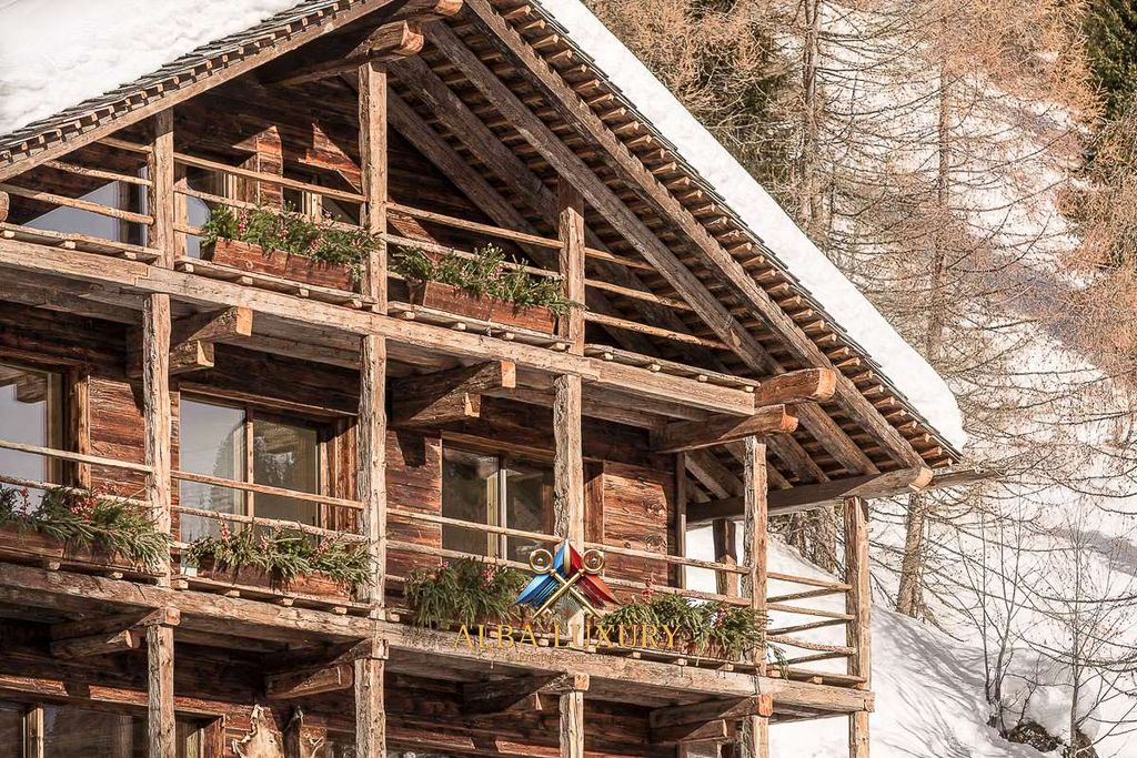 Property photo 3 of 48