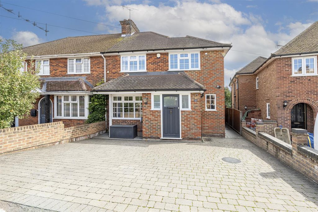 Property photo 1 of 12 33-Ver-Road-20.Jpg