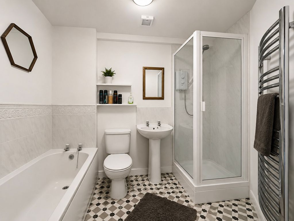 Property photo 3 of 9 Bathroom