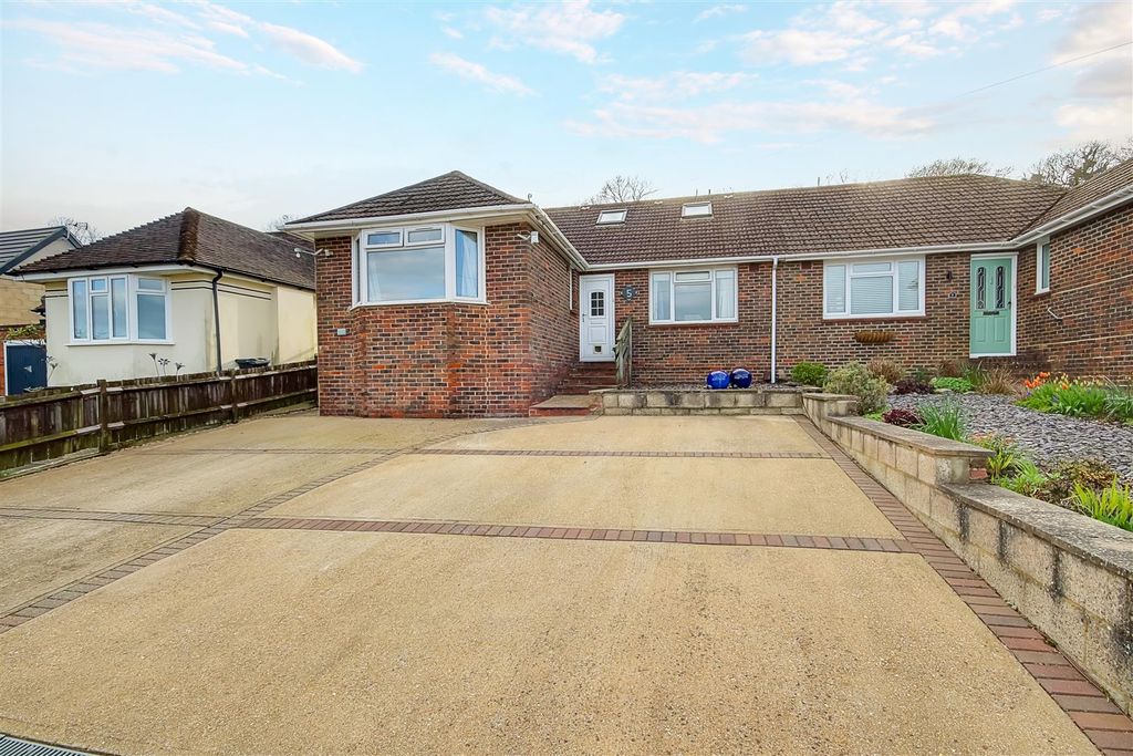 Property photo 1 of 21 Img_0032-Img_0034.Jpg