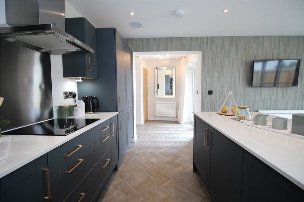 Property photo 3 of 5 Picture No. 09