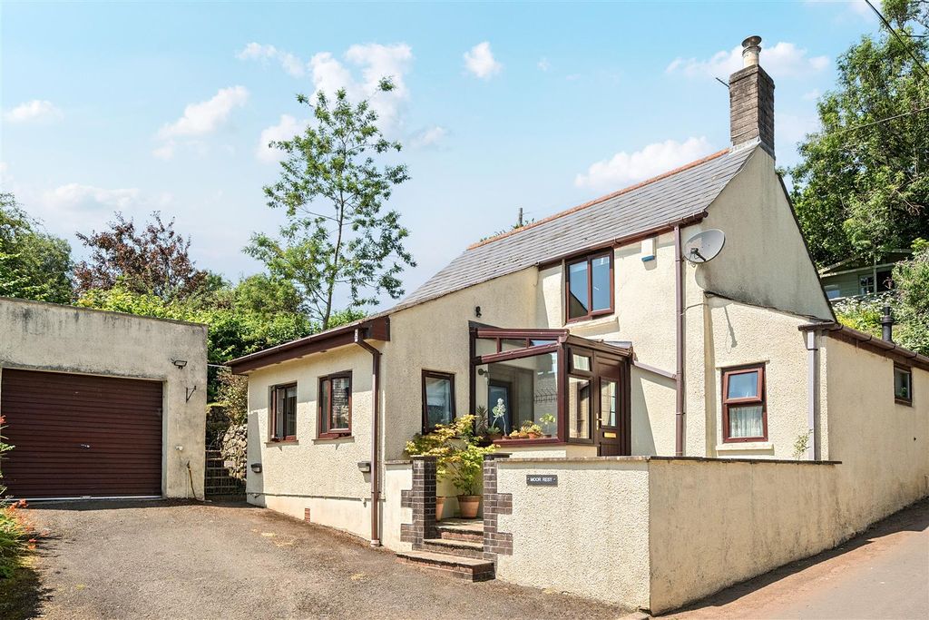 Property photo 1 of 21 Moor Rest.Jpg