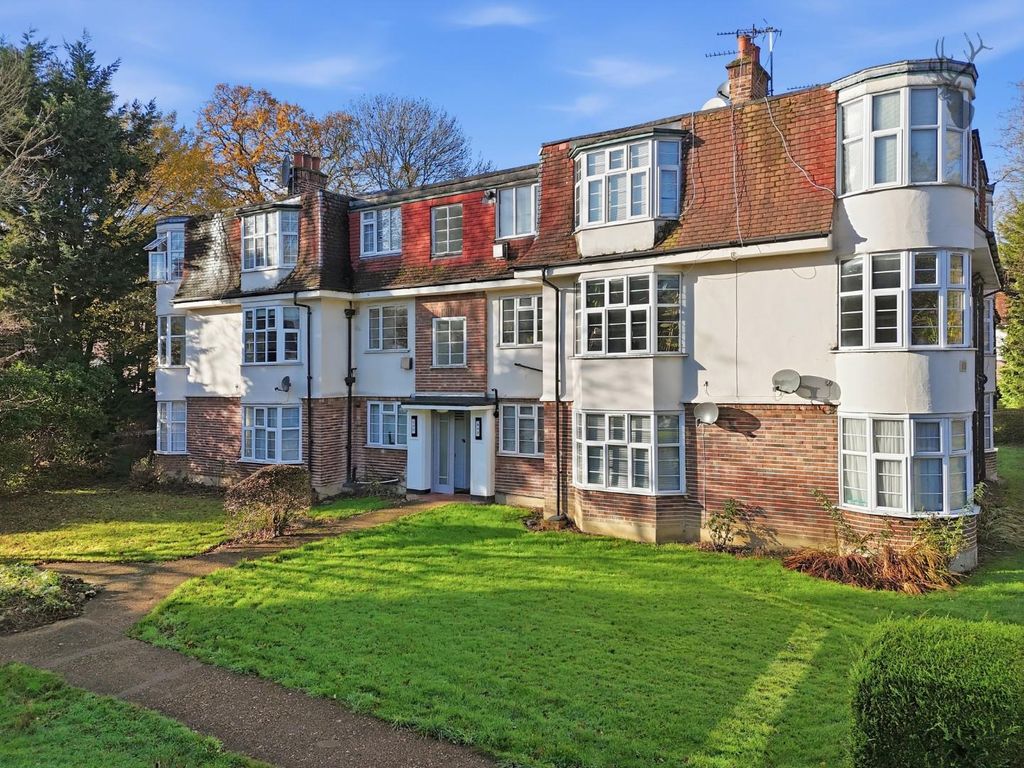 Property photo 1 of 12