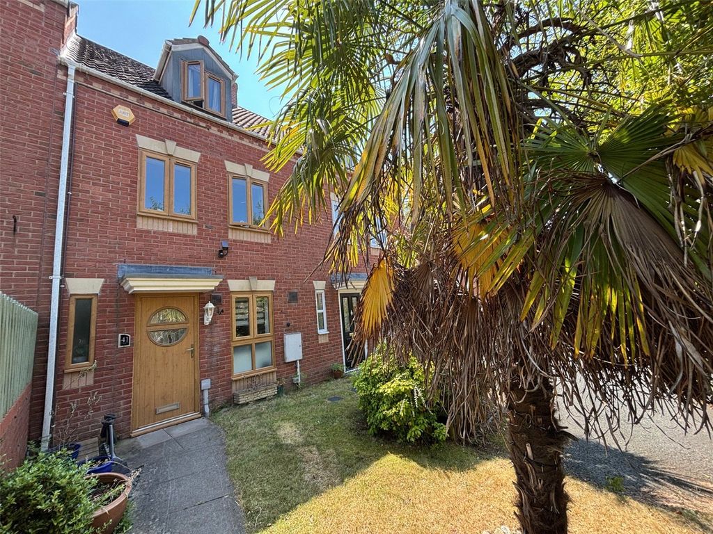 Property photo 1 of 19 Picture No. 12
