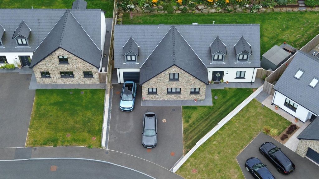 Property photo 1 of 44 Dji_0203.Jpg
