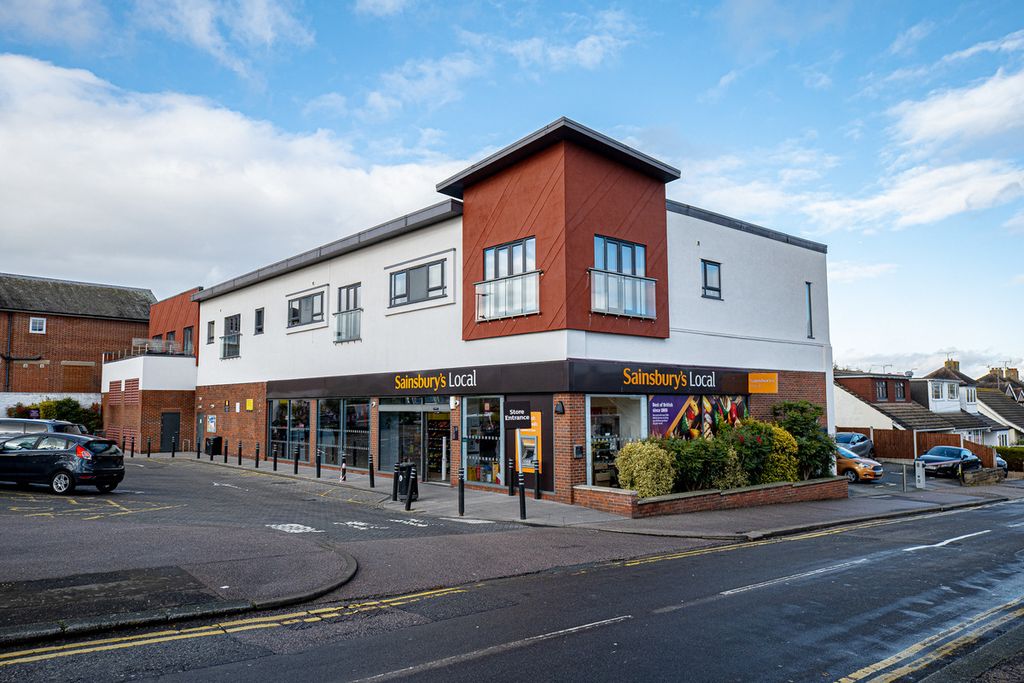 Property photo 1 of 20