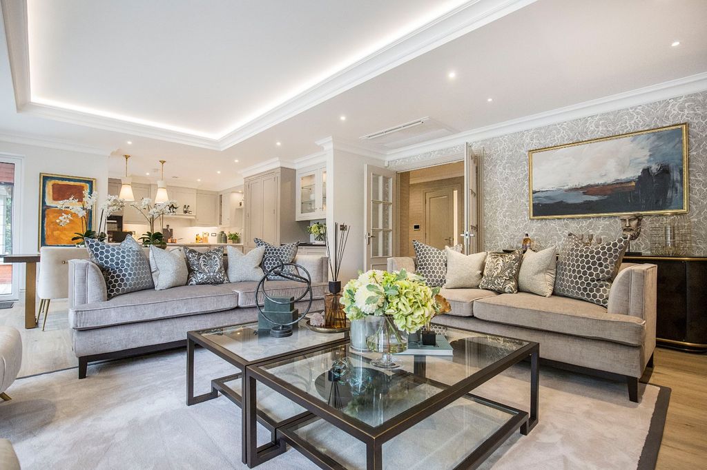 Property photo 1 of 13 Living Space 2