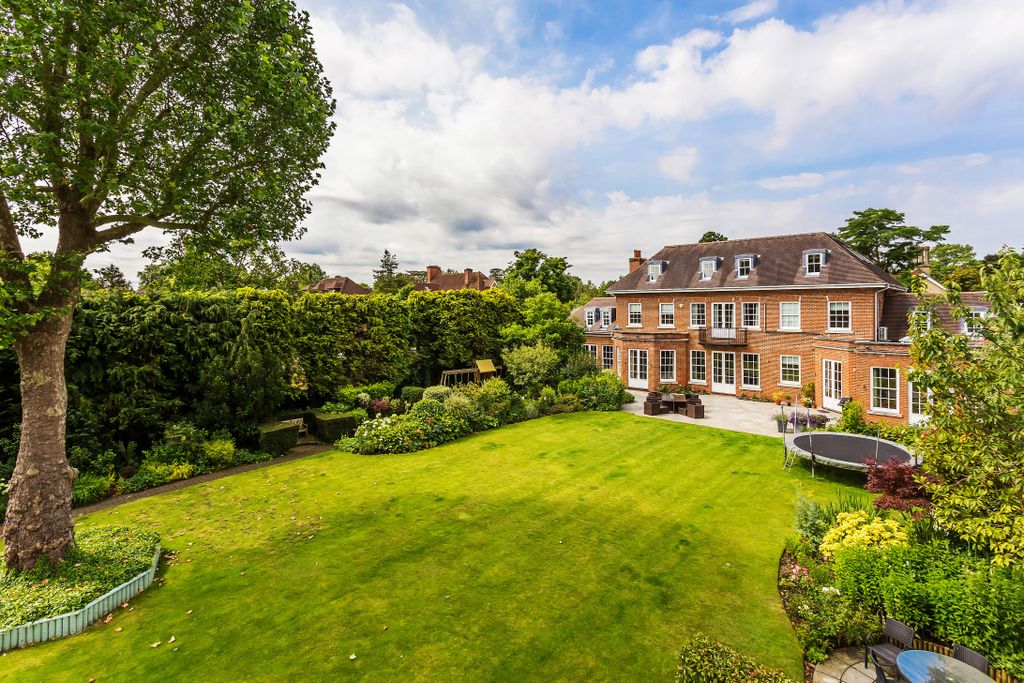 Additional image 28 of 7 bed property for saleNew Road, Esher, Surrey KT10