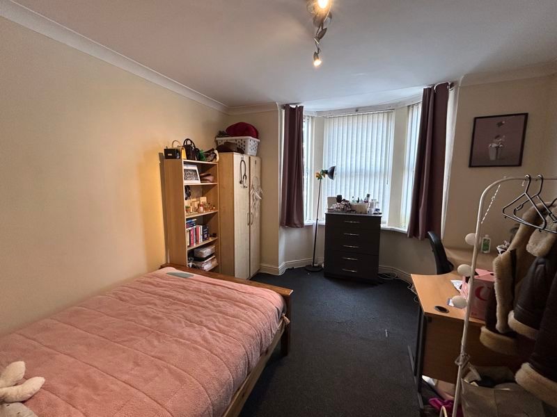 Property photo 2 of 9 Photo 9