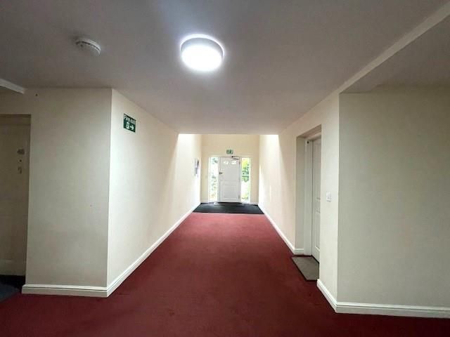 Property photo 2 of 16 Apt Entrance.Jpg