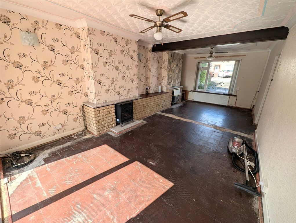 Property photo 2 of 16 Picture No. 30