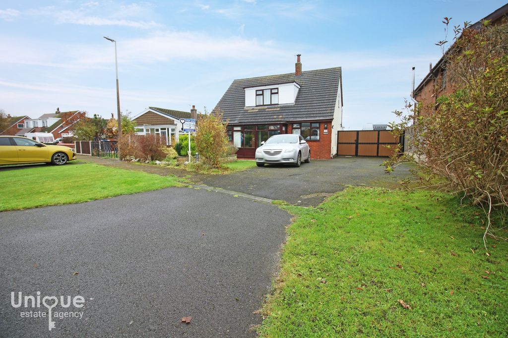 Property photo 1 of 35