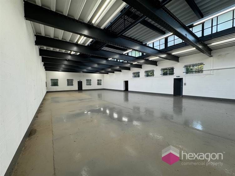 Property photo 3 of 7