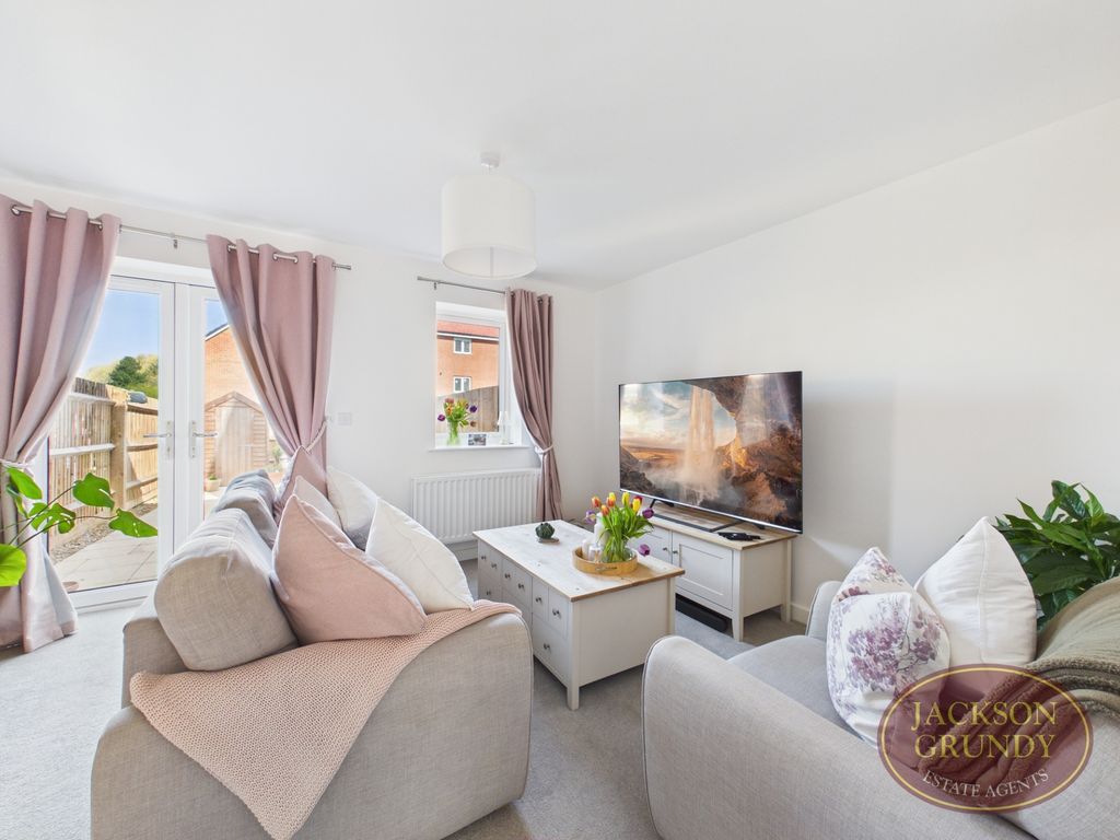 Property photo 3 of 19 Photo 3