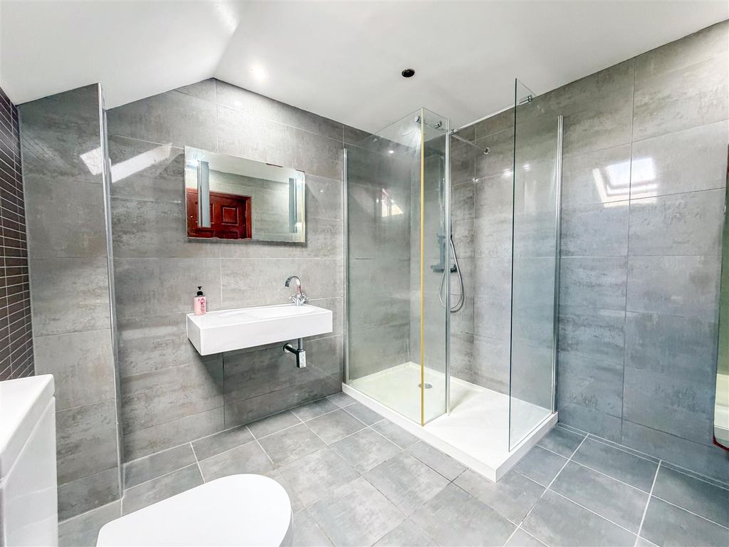 Additional image 25 of 5 bed detached house for saleChateau Grove, Hamilton ML3