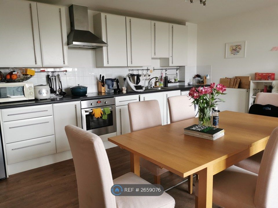 Property photo 1 of 7 Kitching And Dinning