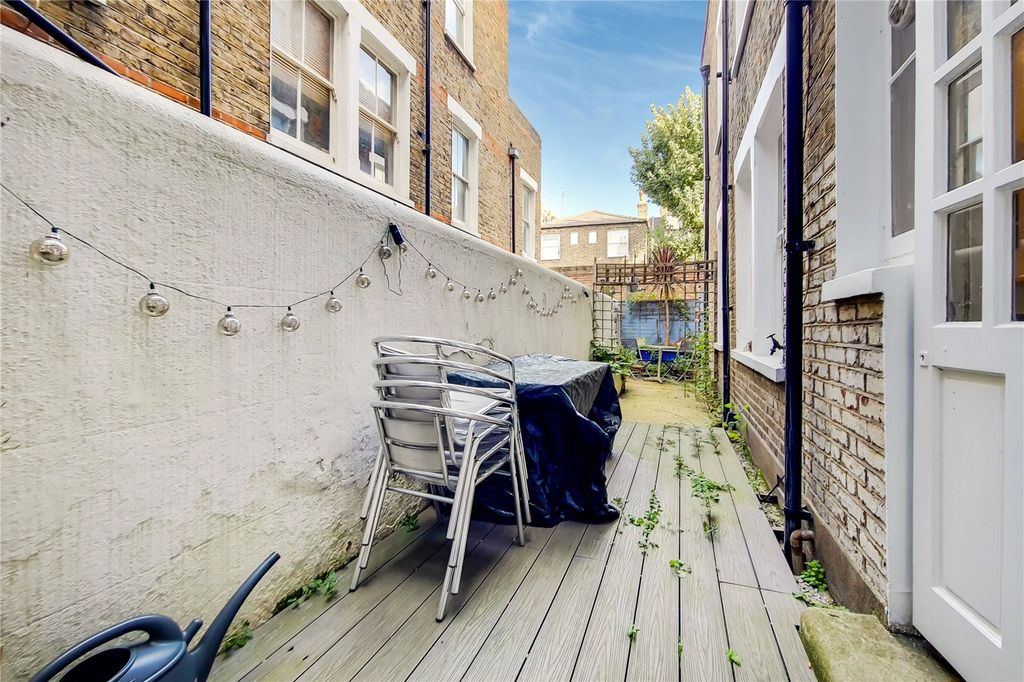 Property photo 3 of 10
