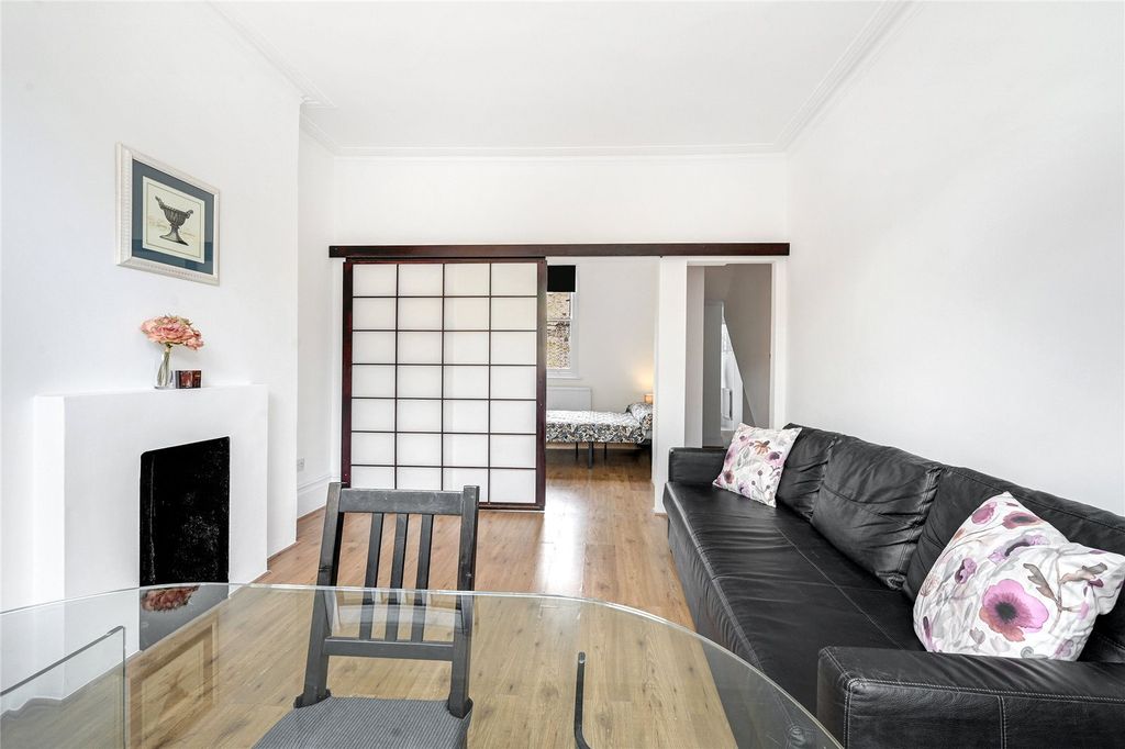 Property photo 3 of 10 Picture No. 04