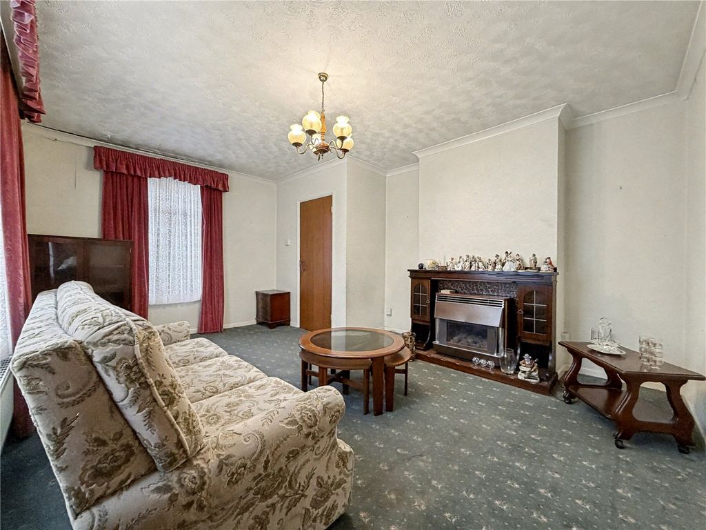 Property photo 3 of 12 Picture No. 09