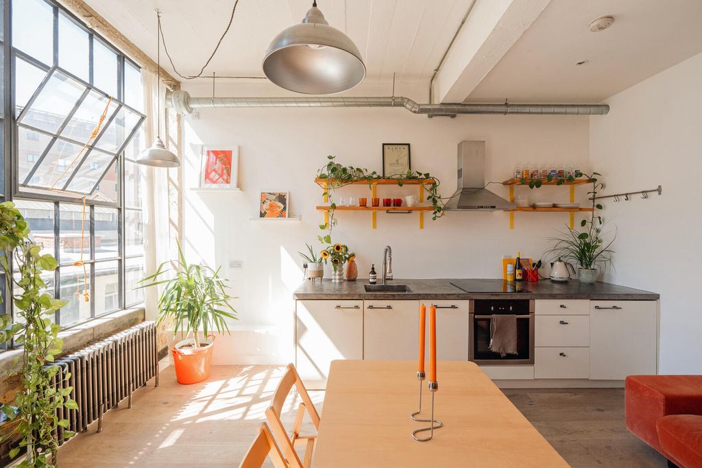 Property photo 3 of 17 19583056_N7_Webres.Jpg