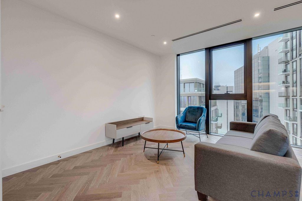 Property photo 3 of 12 Gallery
