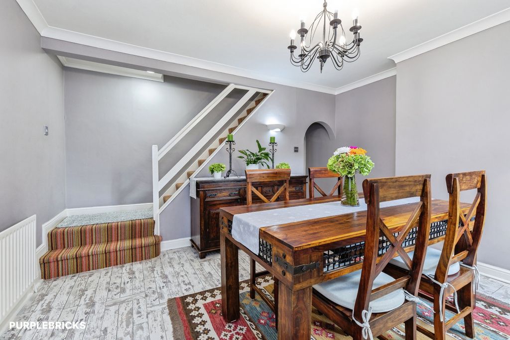Property photo 3 of 30 Dining Room