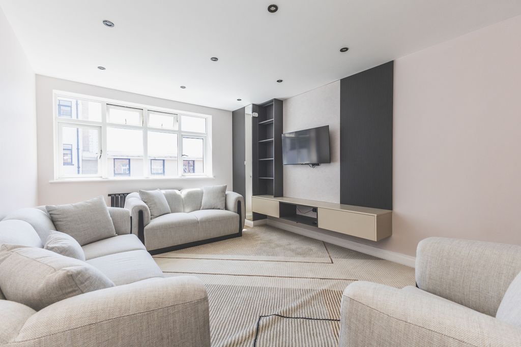 Property photo 1 of 14 Selection Of 2 Bedroom Apartments To Rent