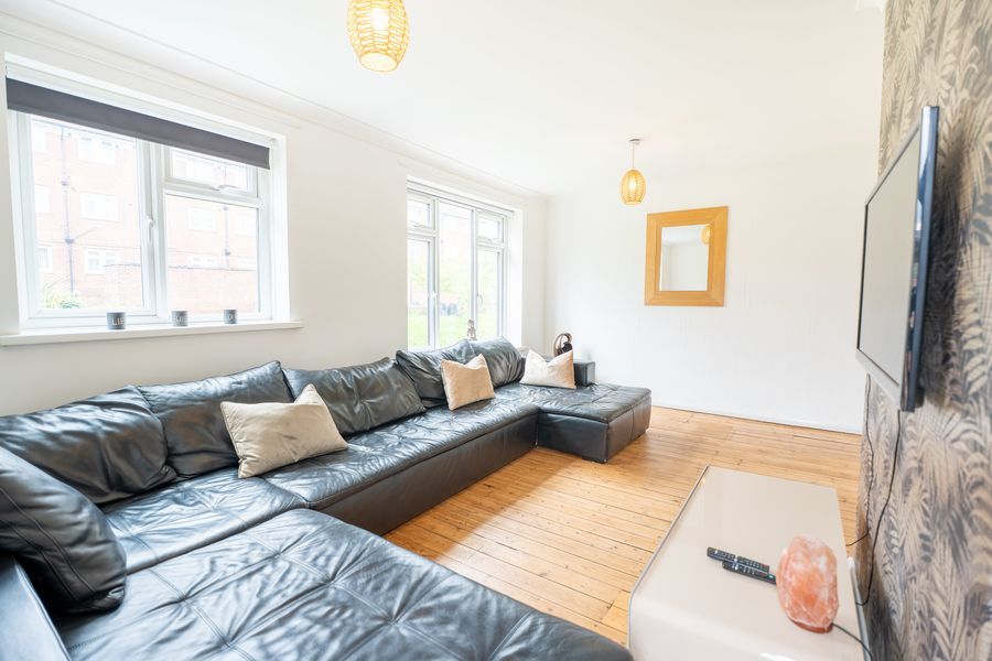 Property photo 3 of 13