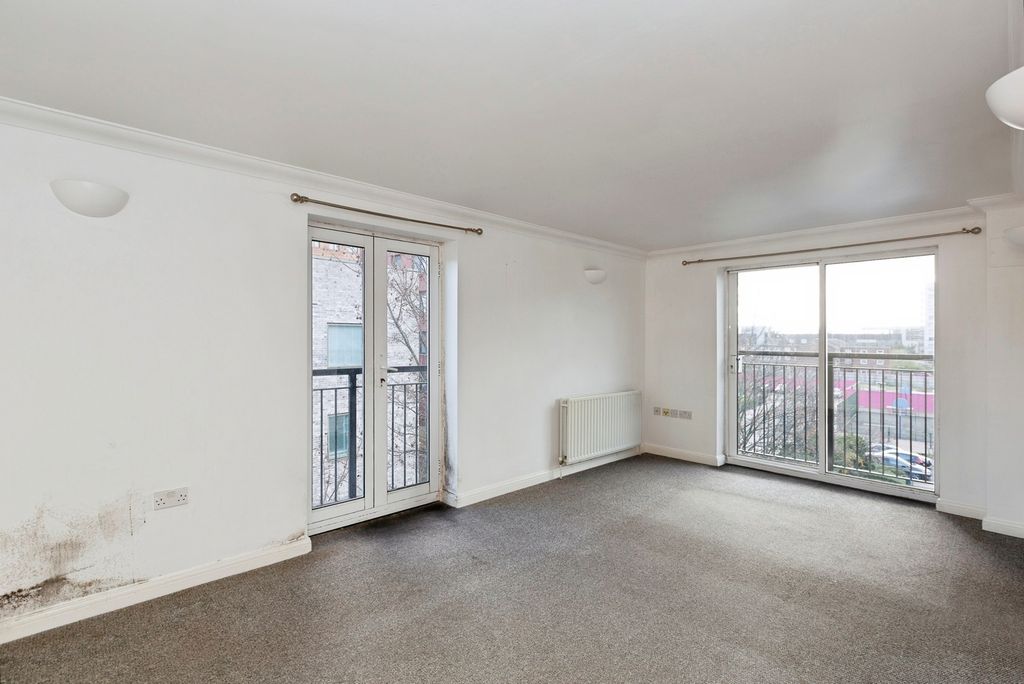 Property photo 3 of 13 Pbox-Img.Jpg