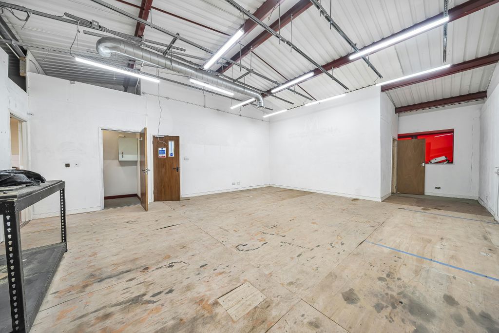 Property photo 3 of 10 1228461 2.Jpg
