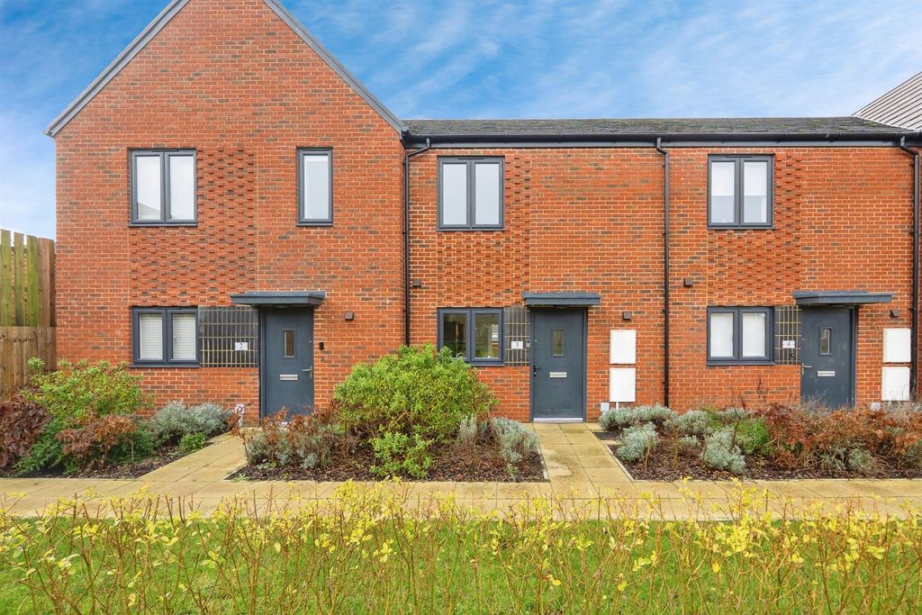 Property photo 1 of 16