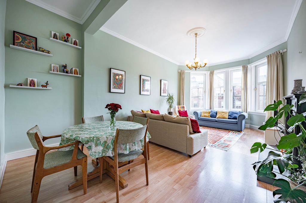 Property photo 2 of 43