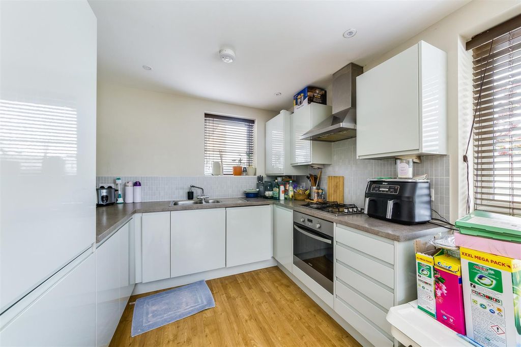 Property photo 3 of 16 Img_3714-1.Jpg