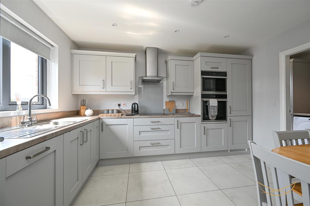 Additional image 8 of 3 bed semi-detached house for saleUpper Gateside Grove, Ballyclare BT39