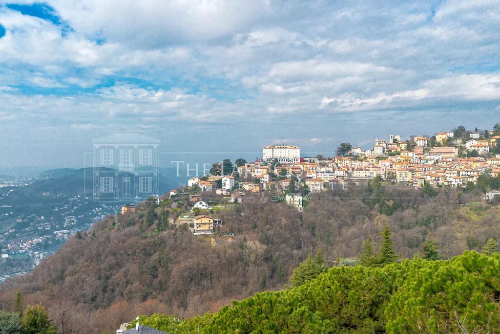 Property photo 3 of 47 The Lake Como Villa-Villa Brunate Via Per Civiglio