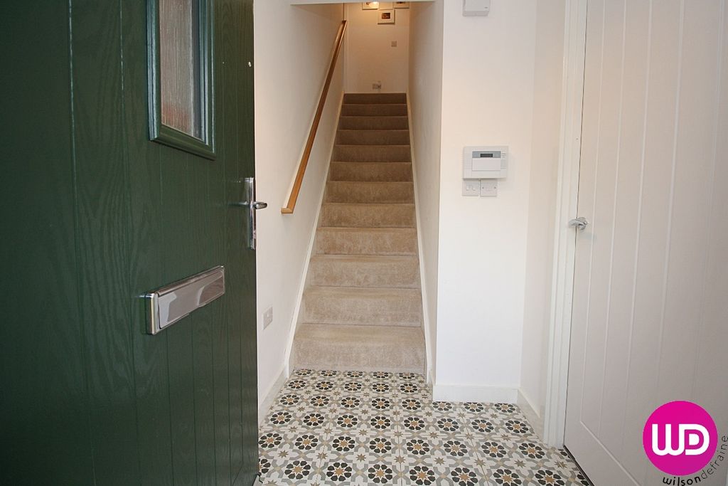 Property photo 3 of 32