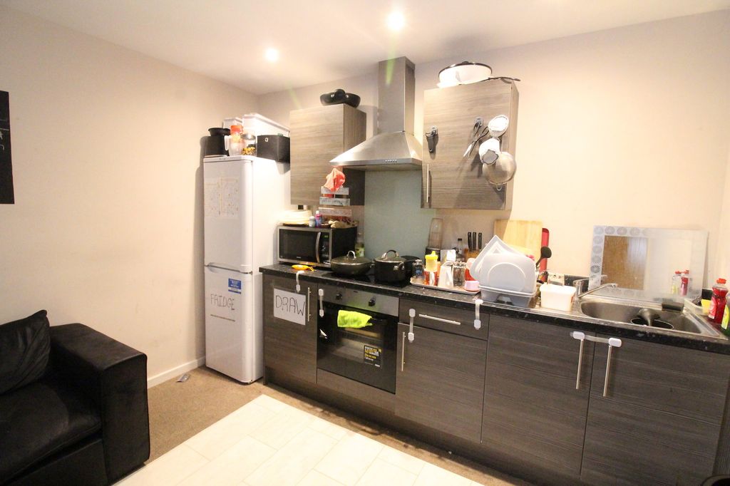 Property photo 2 of 3