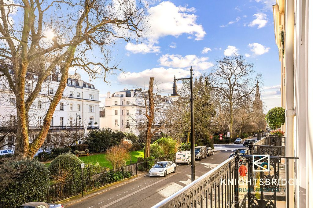 Additional image 34 of 6 bed property to rentChester Square, London SW1W